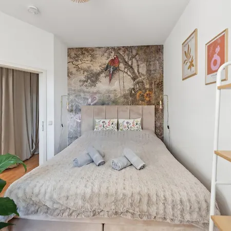 Sonniges Privatparkplatz Suedterrasse Apartamento Dresden