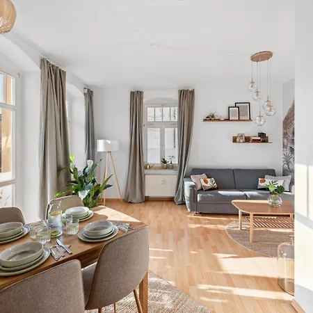 Apartamento Sonniges Privatparkplatz Suedterrasse